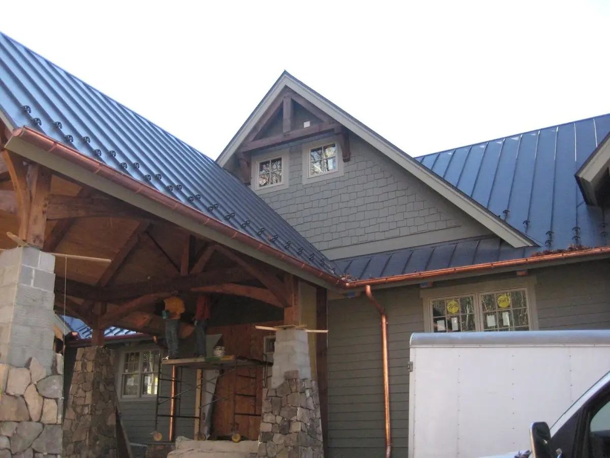 Craftsman Roofing team delivering quality roofing work in Hamburg Heights